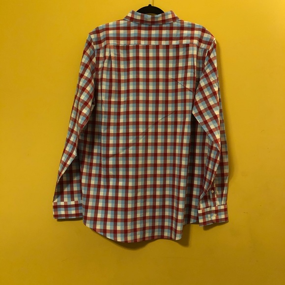 NWT Men’s Lightweight Button Down B7 - Picture 2 of 8